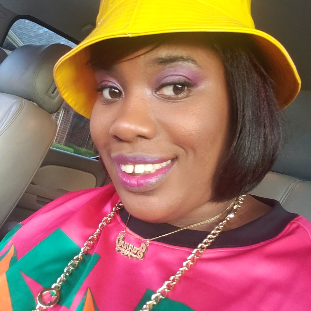 Meet your Posher, Jasmine